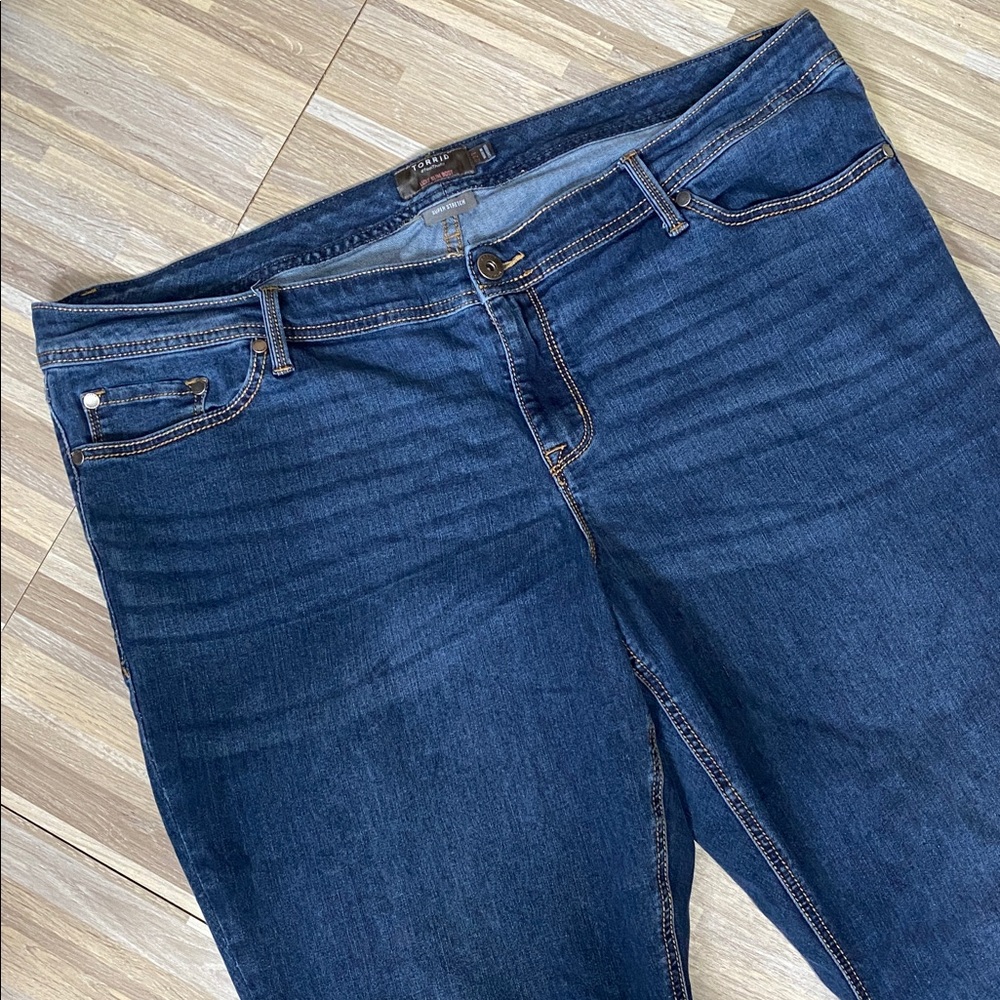 Plus Size Dark Blue Bootcut Jeans - Classic Comfort - Picture 6 of 9